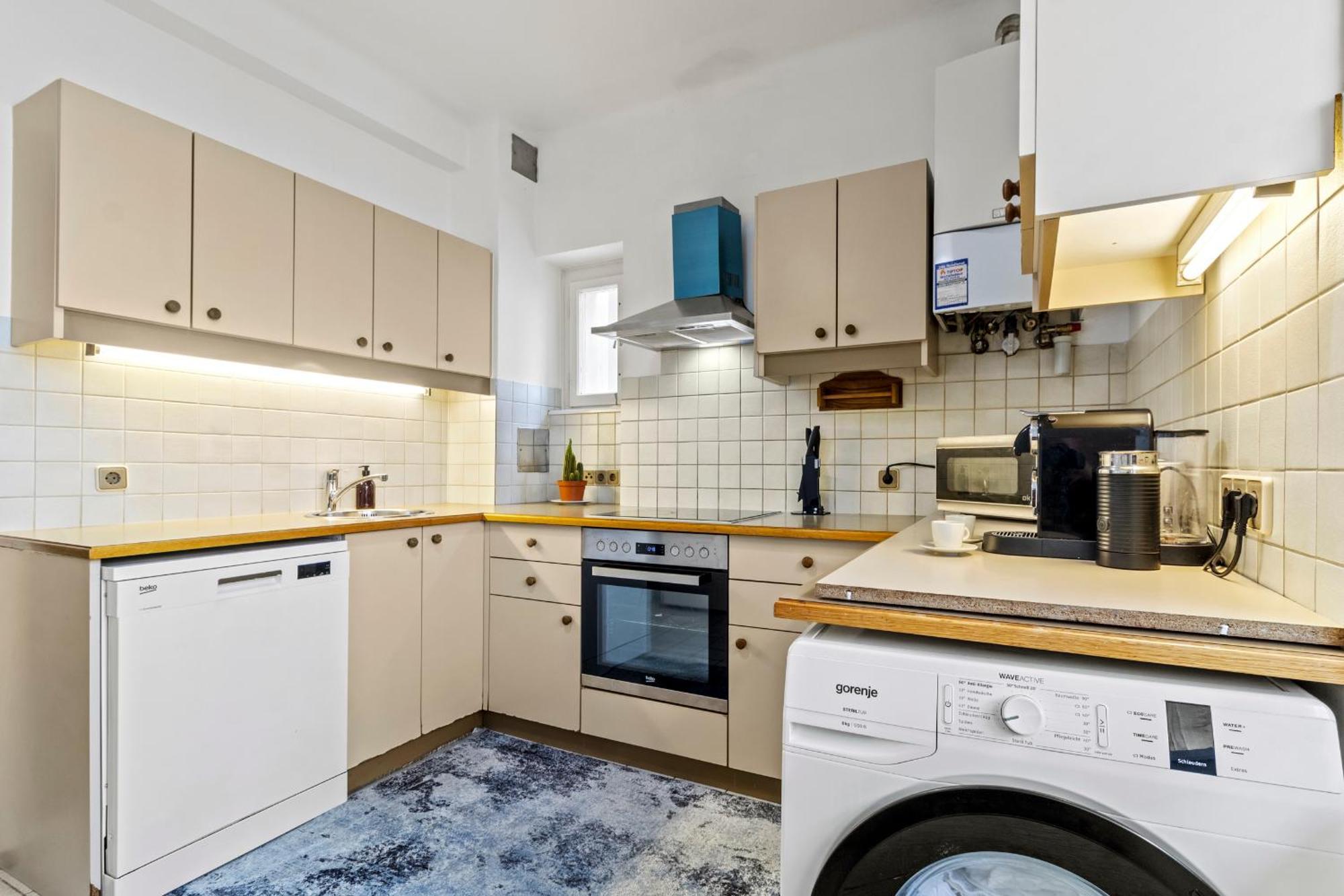 Zentrale Fuer 12 Gaeste - 4 Schlafzimmer Apartment Wien